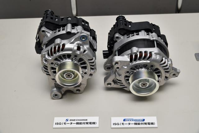 画像: 左が先代ワゴンRに搭載のSエネチャージのモーター、左が新型ワゴンRに搭載のモーター。
