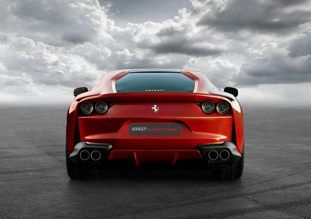 画像4: 【ニューモデル】フェラーリの新型V12ベルリネッタ、“812 Superfast”が写真公開。現車はジュネーブに登場する