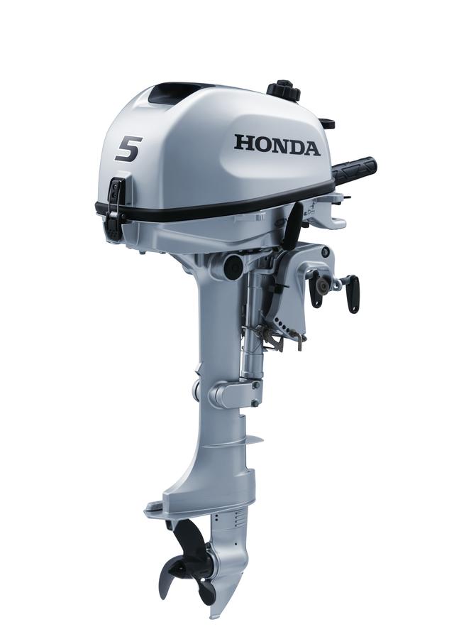 画像: ホンダの4ストローク船外機「BF5」は日本ボート・オブ・ザ・イヤー2016で特別賞を受賞。