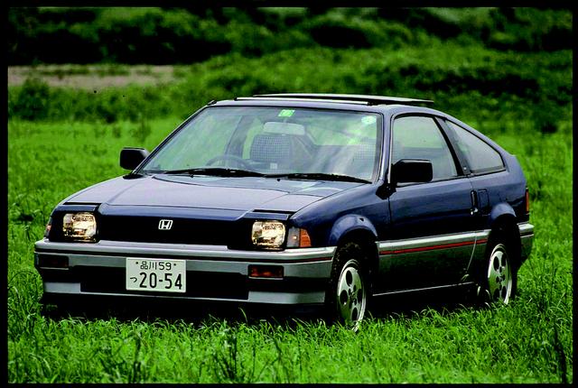 画像: 決してパワフルなクルマではなかったが、その軽量ボディとショートホイールベースが生むシャープなハンドリングは痛快だった。峠の下りでは無敵!