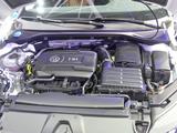 画像: ガソリン仕様のTSI、ディーゼル仕様のTDI ともに3タイプずつが用意される。