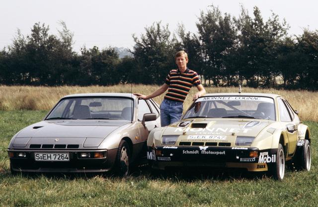 画像: ポルシェ924カレラGTSと924ターボの間に立つワルター・ロール。1981年撮影。