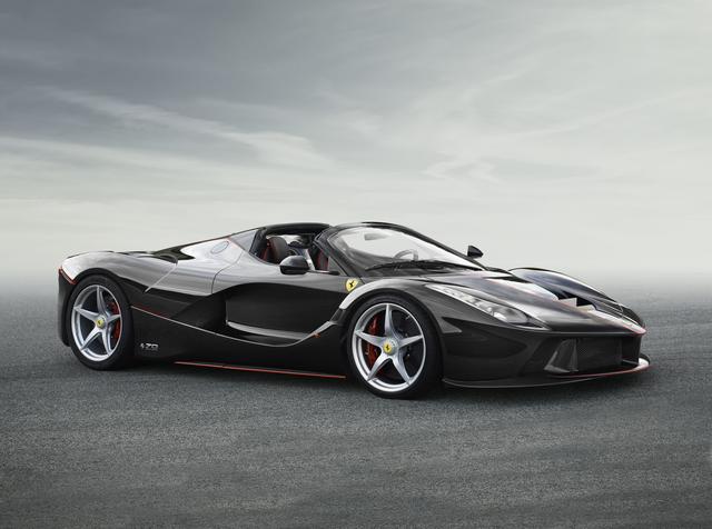 画像: LaFerrari Apertaは6262ccのV12エンジンとHY-KERSというシステムで総合最高出力963ps。