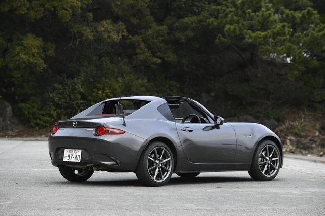 画像2: マツダ ロードスターRF VS 6速MT仕様車。