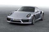 画像: ポルシェ911。台数の問題ではなく、ポルシェを代表するモデルであることはいつの世でも変わらない。