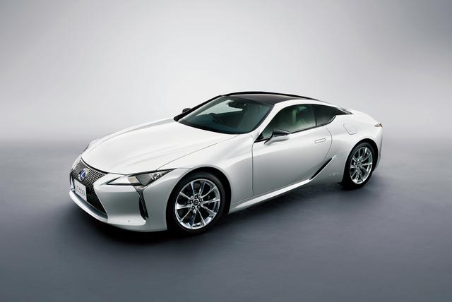 画像: レクサスLC500h。全長×全幅×全高は、4770×1920×1345mm。