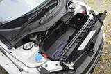 画像: S660のフロントフード内にあるスペースは、ロールトップを外して入れるとほかには何も入らなくなる。