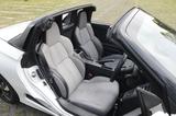 画像: S660のインテリア。バケットタイプで、横のサポート性が高い。