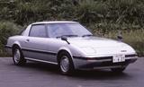 画像: これがマイナーチェンジで空力性能が向上したサバンナRX-7中期型。