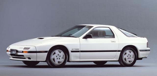 画像: 2代目サバンナRX-7(FC3S型)。