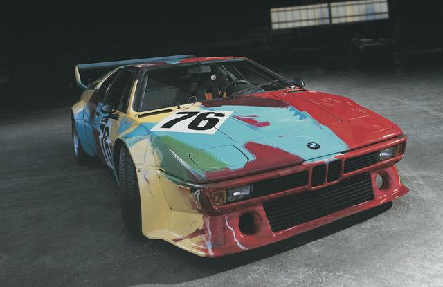 画像: ウォーホルが、1979年にひとりで仕上げたと言われている「BMW M1 Group 4 Racing Version」。さすがに前衛的すぎるだろうか。