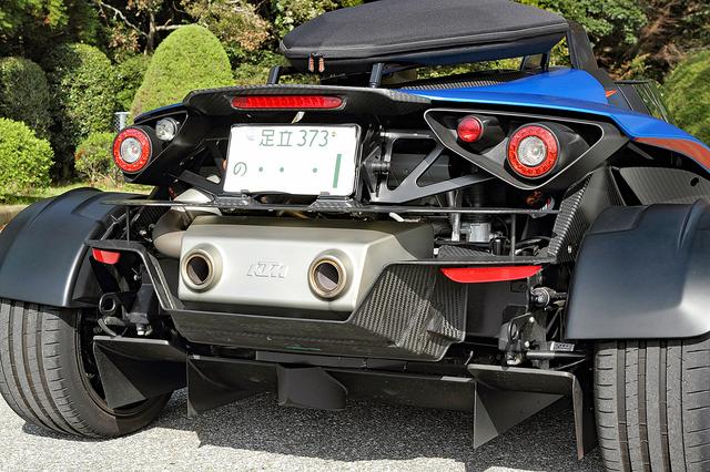 画像: わずか847kgの車重で210ps/420Nmもあるから、0-100km/h加速は4.1秒! 最高速も231km/h。