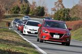 画像: サーキット初めての人のために、先導する車両について走行して、まずはその感覚になれることから始める。