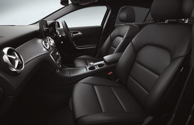 画像: GLA220 4MATICのインテリア。