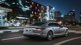 画像: ポルシェラインナップの頂点に立ったのは、911ではなくパナメーラというのは時代を象徴する出来事。