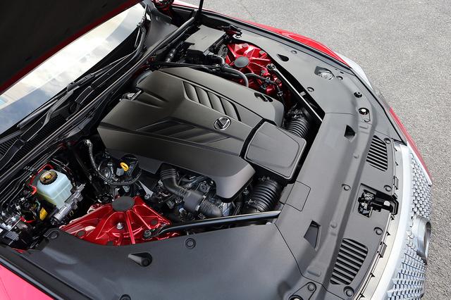 画像: レクサスLC500が搭載する5L V8DOHC。RC Fと基本的には同じエンジンだ。