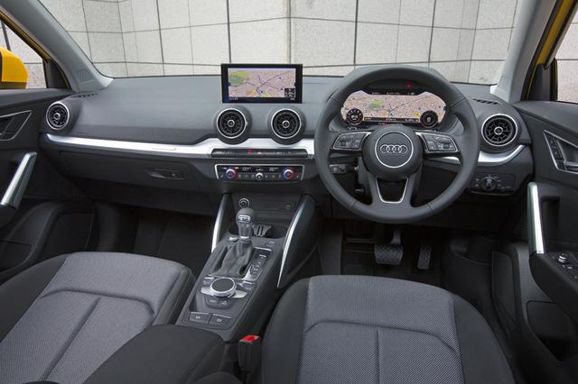 画像3: Q2 1.0 TFSI sport