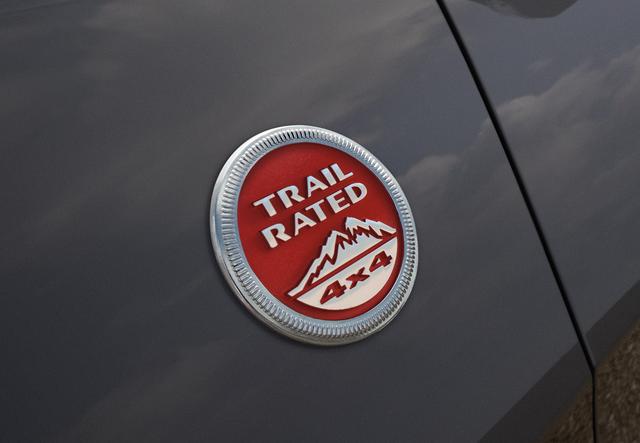 画像1: もっともタフなバージョンであることの証「TRAIL RATEDバッヂ」