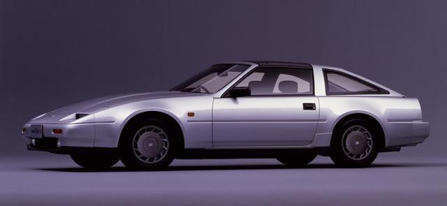 画像: 86年のマイナーチェンジで新たに加わったのが、3ℓV6DOHCを搭載した「300ZR」。自然吸気エンジンならではの爽快な走りが身上だった。