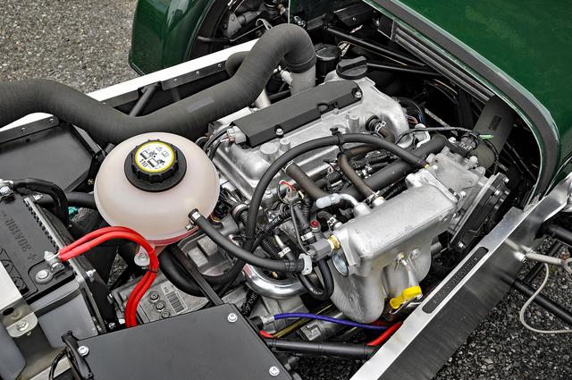 画像: スズキの0.66L 直3DOHCターボを80ps/107Nmにチューン。組み合わされるミッションは5速MT。