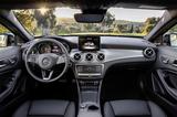 画像: ディスプレイに、車両傾斜角、方角などを示すオフロードスクリーンを追加。