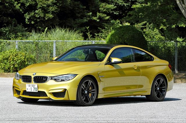 画像: M4クーペも迫力タップリのスタイリングだ。サイズはM3セダンより45mm低く5mm幅が狭い。