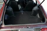 画像: リアシートはなく荷室となる。観光旅行ついでにS30レンタカーを借りても、荷物の置き場に困ることはない。