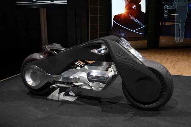 画像: BMW MOTORRAD VISION NEXT 100