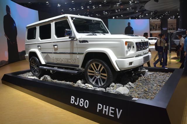 画像: 大手自動車メーカー「北京自動車」のプラグインハイブリッド「BJ80 PHEV」。どことなくメルセデス・ベンツGクラスに似てる気もする・・・。