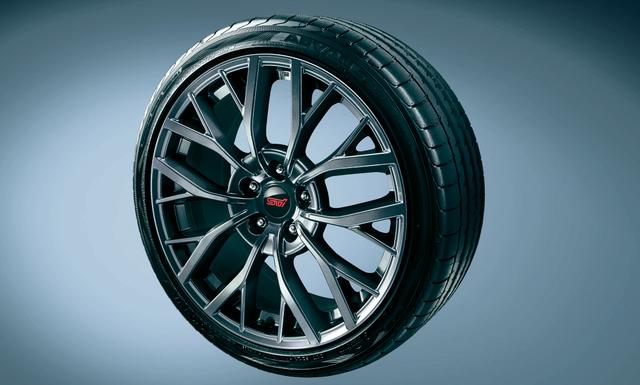 画像: 19インチアルミホイール&245/35R19タイヤ