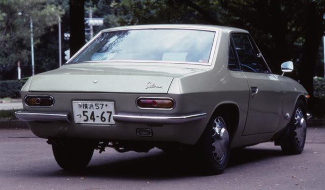 画像: ▲美しいボディのデザインには諸説あるが、日産の若手デザイナーとアメリカ人デザイナーのA.ゲルツの共同作品である可能性が高い。
