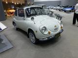画像: スバル360(1958〜)。軽自動車のパイオニア。「てんとう虫」の愛称で知られる。