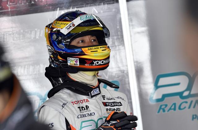 画像: レース1では8位に終わるもレース2でポール+2位、合計5.5ポイントを加算した石浦宏明