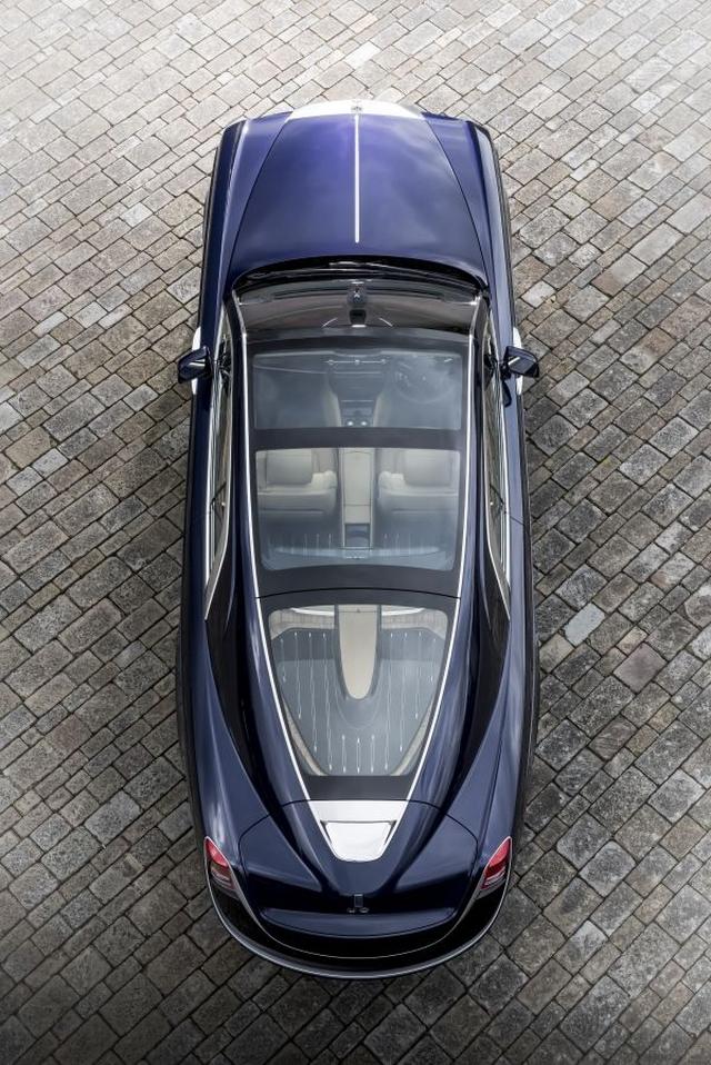 画像1: オートクチュールの自動車
