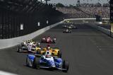 画像: 2017年5月28日、インディカーシリーズ第6戦、インディ500決勝の様子。