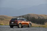画像: プジョー3008 GTライン デビューエディション主要諸元 ●エンジン種類・総排気量:直4DOHCターボ・1598cc/最高出力121 kW(165ps)/6000rpm/最大トルク 240Nm(24.5kgm)/1400-3500rpm/燃料・タンク容量:プレミアム・52L/JC08モード燃費14.5km/L ●全長×全幅×全高:4450×1840×1630mm/ホイールベース2675mm/車両重量:1470kg ●駆動方式:FF/トランスミッション:6速AT ●車両価格:4,000,000円 (3008 GTライン デビューエディションは限定車)