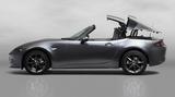 画像: 【クルマニQ】戦後、日本の自動車メーカーで初めて電動メタルトップを商品化したメーカーは?【中級編】