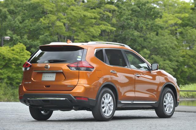 画像: こちらは 20X HYBRID。外装色はプレミアムコロナオレンジで、こちらも新色。