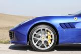 画像: ルッソTのホイールやタイヤサイズは6.3L V12 DOHCエンジン搭載のルッソと同一。
