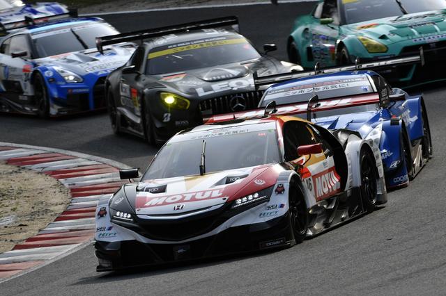 画像: HONDA勢で唯一生き残ったのは、予選のトラブル後に部品交換した16号車MOTUL MUGEN NSX-GT