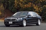 画像: メルセデス・マイバッハ S600。V12エンジンを搭載する。