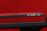 画像: クロスアップのサイドモールはcross up!のロゴ入り