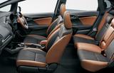 画像2: フィット HYBRID・L Honda SENSING(ブラック×ブラウン<コンビシート>)