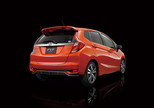 画像2: フィット RS Honda SENSING(サンセットオレンジⅡ)
