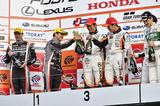 画像: 新人坪井にとってももちろん初優勝、FTRSのパイセン達から祝福