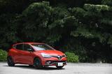 画像: ルーテシアR.S. シャシーカップ(車両価格309万円)。