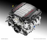 画像: 6.2L V8エンジン。