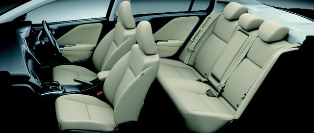 画像: HYBRID LX・Honda SENSING(アイボリー/ファブリック)