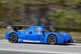 画像: 900kgちょっとの車重に460psのパワーだから、そのパフォーマンスをフルに味わうにはサーキットへ行くしかない。