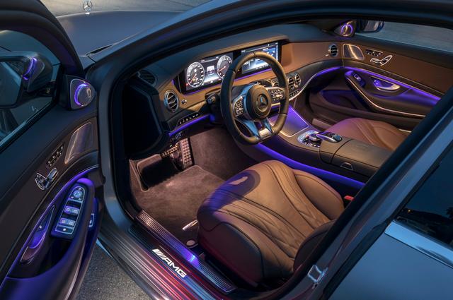 画像2: もはやV12ツインターボモデルを超えてしまった
